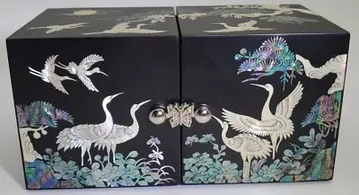 Traditional Korean Folding Jewelry Box With Abalone Cranes • $47.95