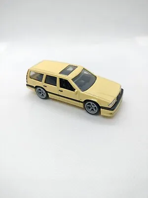 Hot Wheels Premium - 2021 Fast Wagons 4/5 Volvo 850 Estate Mint Adult Owned  • $9.99