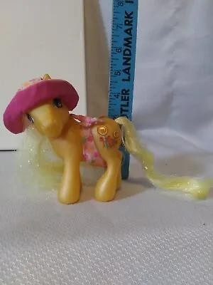 My Little Pony MLP G3 Berry Pickin Fun Butterscotch W/ Accessories 2004 Hasbro • $9.99