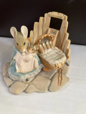 £14.99 • Buy Border Fine Arts Beatrix Potter  Hunca Munca & The Babies  Ornament 1987
