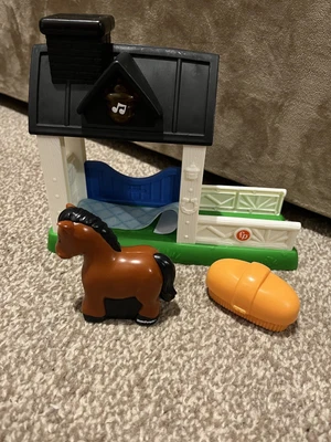 £0.99 • Buy Little People House And Stable