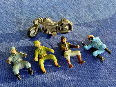 Vintage Lot 5 Items BRITAINS BMW Motorcycle WW2 Diecast Motorcycle W/ 4 Riders • $8.97