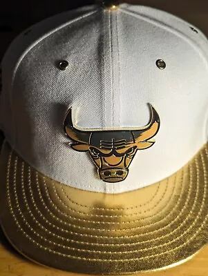 Mitchell & Ness Chicago Bulls White And Gold Snapback With NBA Logo • $19.60