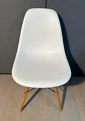 1 Of 4 Original Vitra DSW Chair Eames White Maple Yellowish With Traces Of Wear UG • £197.04