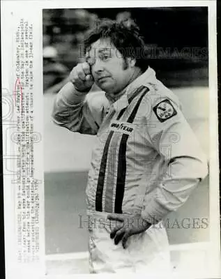 1974 Press Photo Race Car Driver Lee Brayton Wipes A Tear In Indianapolis • $21.99