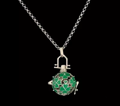 St Patricks Day Green Enamel 4 Leaf Clover Bead Cage Locket Pendant Necklace • $13.47