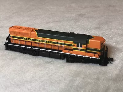 N Scale LIFE-LIKE TRAINS 7763 GREAT NORTHERN SD7 LOCOMOTIVE #566 • $26.89