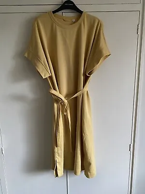 $25 • Buy Uniqlo U Yellow Dress Size XL
