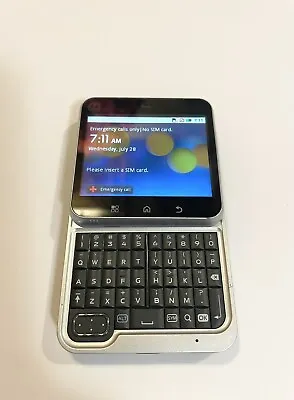 Motorola Flipout With Blur Rare ROGERS! • $72.43