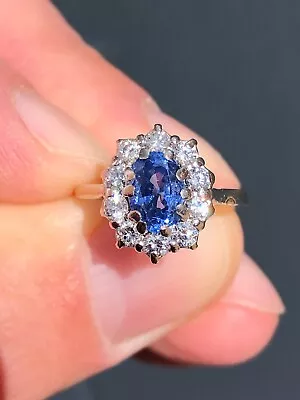 Striking Vintage Natural Ceylon Sapphire & Diamond Engagment Ring 18ct Gold • £210