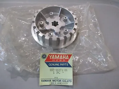 NOS Yamaha OEM Clutch Boss 1966 YA6 137-16371-01 • $27.90