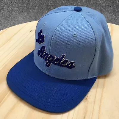 Los Angeles Lakers Snapback Cap Mens Blue OS Embroidered Logo Mitchell & Ness • $42.99