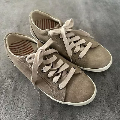 Taos Star Lace Up Sneakers Shoes Women's Size 7.5 Tan • $22.78