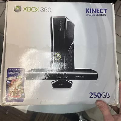 Xbox 360 250gb Kinect🔥 Comes With 2 Controllers And 25 Games. Everything Works • $200