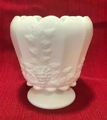 Westmoreland Milk Glass Paneled Grape 5 1/4  Jardinière Vase Flowerpot Planter • $6.75