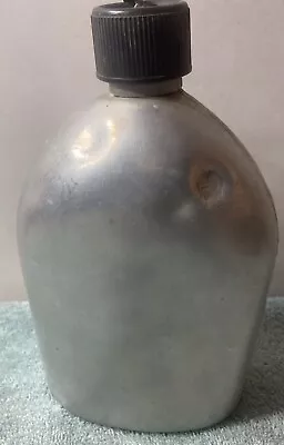 Vintage U.s. Military Canteen. See Photos For Condition. @@@@@@@@@@@@@@@@@@@@@@@ • $7