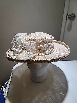 Vintage Women's Hat Sonni San Francisco White Bow Straw Church Derby! • $21