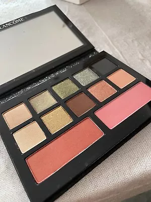 Lancome Eyeshadow And Blush Palette • £15.99