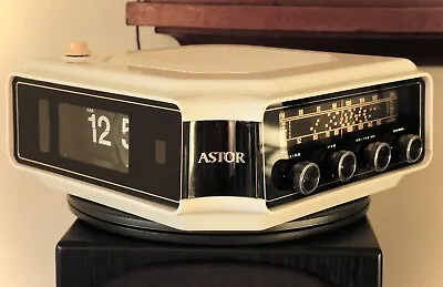 Vintage Swivel Astor Flip Clock Radio • $220