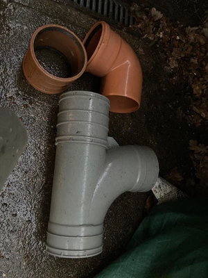 £5 • Buy 160mm Soil Pipe Fittings