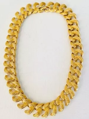 Vintage  MONET Brushed Gold Tone Articulated Engraved Links Choker Necklace • $13.50