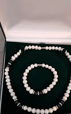 £32.99 • Buy Pearl And Black Spinnel Necklace And Braclet Set 17inch Necklace Magnetic Clasp 