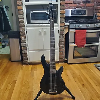 YAMAHA TRB1005J 5 String Bass Guitar W Hard Shell Case • $1600