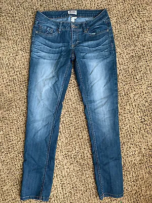 Mudd Jeans Size 7s • $10.49