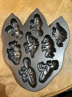 Nordic Ware Dinosaur Pan Muffins 8 Mini Cakes Footprint Dinosaur Track USA • $16.75