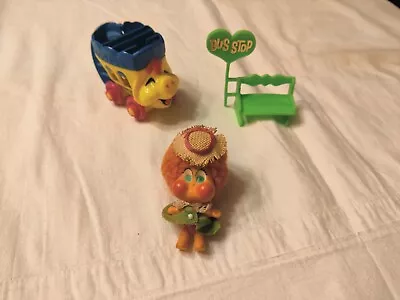 Vintage Mattel Upsy Downsy PUDGY FUDGY Piggy Bus & Bench 1969 • $39.95