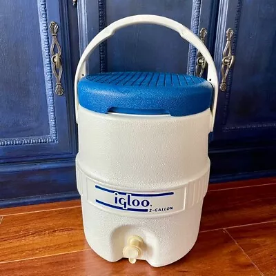 Vintage IGLOO 2 Gallon Water/Drink Cooler Jug Blue Lid Handle Built To Last! • $32.88