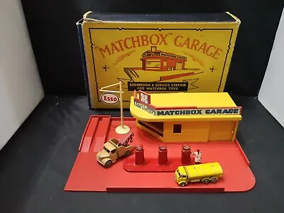 W170-matchbox Mg-1-a Matchbox One Story Garage With Models And A Original Box • £174.99