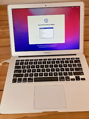 Apple MacBook Air Early 2015 Intel Core I5-5250U 1.6GHz 4GB RAM 121GB EMMC 13” • $100