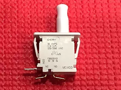 Miller Nordyne CMF Mobile Home Furnace Door Switch 30462900 • $24.95