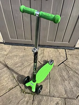 Micro Scooter Maxi 5-12 Years Old • £40