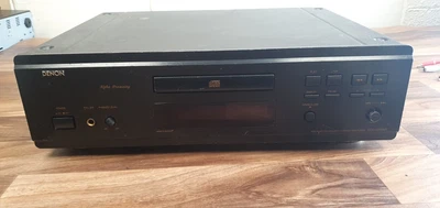 £75 • Buy Denon DCD-1550AR CD Player