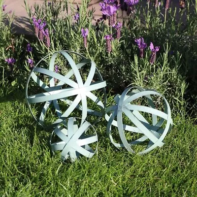Set Of 3 Antique Sage Green Decoratrive Garden Spheres Decorations Distressed • £29.31