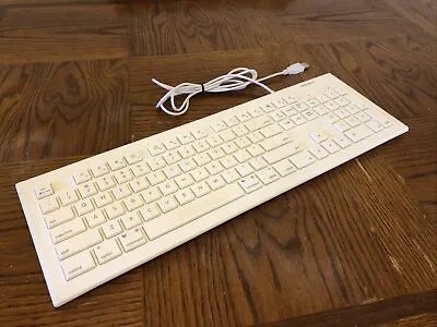 Macally Full Size USB Wired Keyboard (MKEYE) For Mac And PC (White) • $18