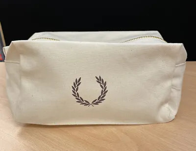 Mod Toiletries Bag New Vespa Lambretta  Scooter Wreath Perry • £7