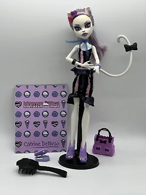 Monster High Doll Catrine DeMew Scaremester Stand Diary Accessories • $38