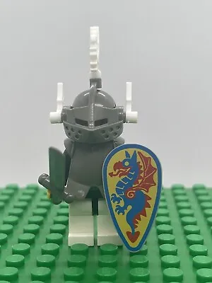 Lego Vintage Castle Minifigure - Cas167 White Knight. Black Dragon Knights 6086 • $165