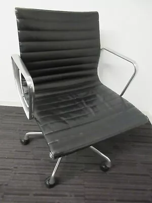 Genuine Herman Miller Eames Aluminum Group Management Chair In Black Leather • $599