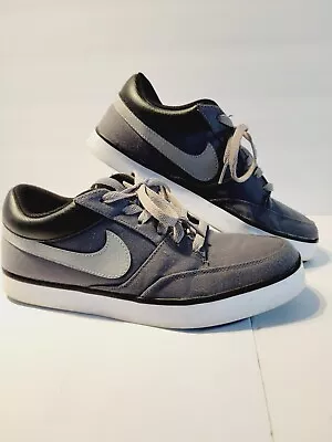 Nike Canvas Avid Low Top Shoes Mens 10 Black Grey Skate Slip On 433184-002 • $19.99