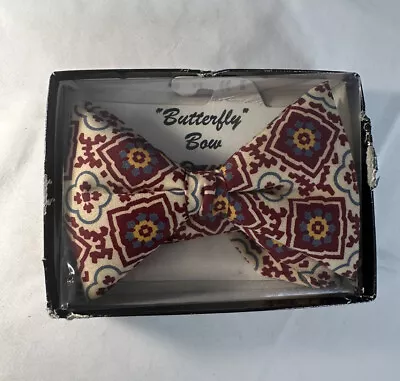 New Vintage Adjustable Bow Tie Burgundy And White Pattern Men's • $20.89