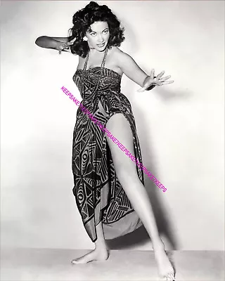 ACTRESS YVONNE DE CARLO LEGGY BUSTY BAREFOOT 8x10 PHOTO A-YD4 • £8.64