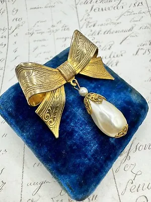 Classic Miriam Haskell Signed Ribbon Bow Baroque Pearl Dangle Brooch Pin VTG • $75