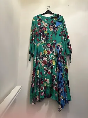 Studio By Preen Floral Dress Size 16 • $24.89