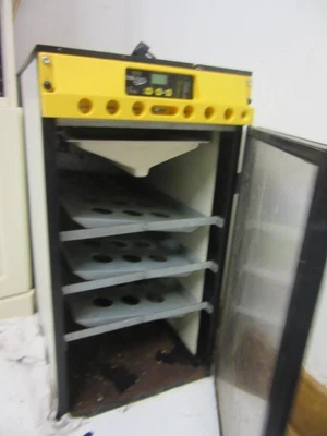 £500 • Buy Brinsea 380 Incubator For Hatching Eggs
