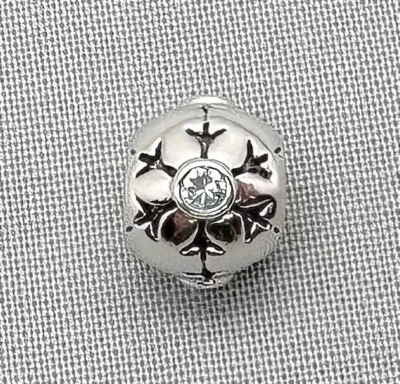 $0.01 • Buy Authentic Pandora Moments Aqua Snowflake Charm/Bead Silver 925 ALE 790367CZA