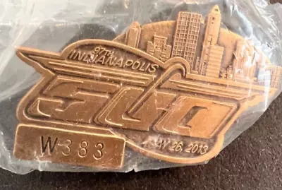 2013 Indy 500 Pit Pass Badge Pin Bronze #W383.  Kanaan Winner! NIP • $33